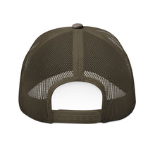Load image into Gallery viewer, Camouflage Trucker Hat with 'BARUVIDA' Embroidery - Stylish Outdoor Headwear for Adventurers
